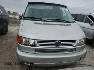 2003 Volkswagen EuroVan MV с VIN WV2NB47083H002700, выставлен на аукционе Copart как лот 76117874 с пробегом 186 942 миль миль и На запчасти • Non repairable. История ставок и продаж доступна на DreamBid. Изображение 5.