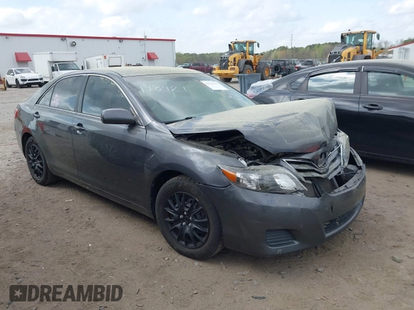 2011 Toyota Camry LE with VIN 4T1BF3EK9BU760468, listed as a IAAI auction lot 41928953 with 138,788 mi miles. Bid and sale history available at carsss.com. Image 1.