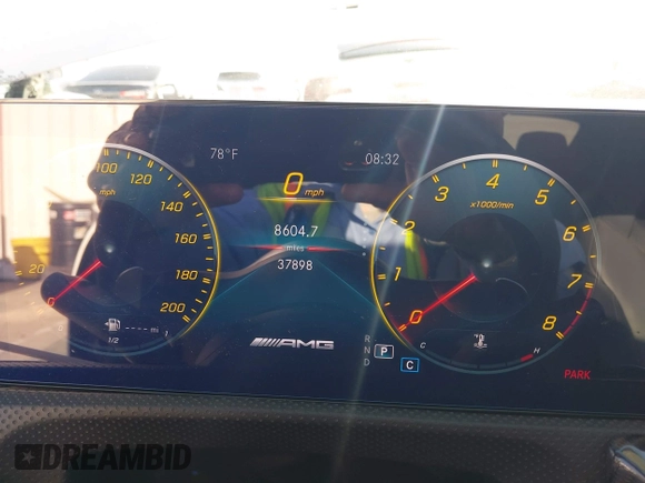 2023 Mercedes-Benz CLA 45 AMG z VIN W1K5J5DB3PN406756, wystawiony jako IAAI lot #41938828 z przebiegiem 37 898 mil mil oraz . Historia ofert i sprzedaży dostępna na DreamBid. Obrazek 16.