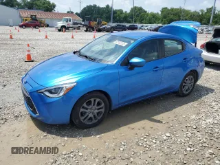 2019 Toyota Yaris L z VIN 3MYDLBYV1KY502949, wystawiony jako Copart lot #62153125 z przebiegiem 47 373 mil mil oraz Szkoda całkowita • Salvage title. Historia ofert i sprzedaży dostępna na DreamBid. Obrazek 1.
