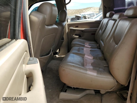 2004 Chevrolet Silverado 1500 Crew Cab LS with VIN 2GCEC13T041408209, listed as a Copart auction lot 70996884 with 0 mi miles and Salvage Title. Bid and sale history available at carsss.com. Image 10.