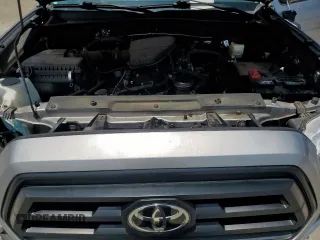 2021 Toyota Tacoma SR with VIN 5TFAX5GN2MX193408, listed as a Copart auction lot 57610355 with 51,557 mi miles and Salvage title. Bid and sale history available at DreamBid. Image 11.