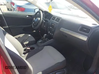 2017 Volkswagen Jetta S z VIN 3VW2B7AJ2HM207207, wystawiony jako IAAI lot #41654971 z przebiegiem 73 427 mil mil oraz . Historia ofert i sprzedaży dostępna na DreamBid. Obrazek 5.