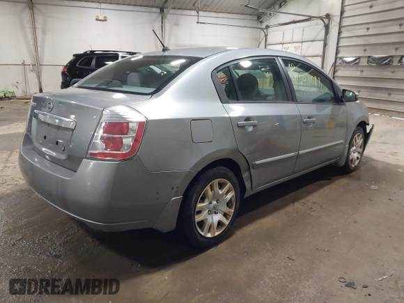 2010 Nissan Sentra SR with VIN 3N1AB6AP5AL725923, listed as a IAAI auction lot 41501698 with 121,320 mi miles and . Bid and sale history available at DreamBid. Image 4.