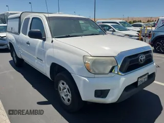 2013 Toyota Tacoma with VIN 5TFTX4CN0DX023945, listed as a IAAI auction lot 42848918 with 322,066 mi miles and . Bid and sale history available at DreamBid. Image 14.