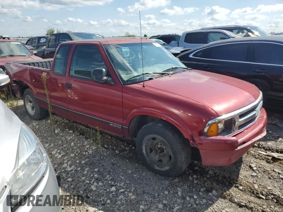 1997 Chevrolet S-10 LS with VIN 1GCCS19W6VK124077, listed as a Copart auction lot 61574074 with 201,171 mi miles and Salvage Title. Bid and sale history available at DreamBid. Image 4.