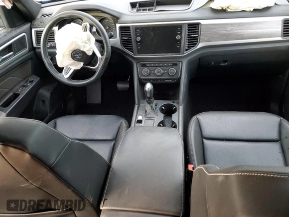 2021 Volkswagen Atlas SE with VIN 1V2JC2CA7MC225742, listed as a Copart auction lot 87110994 with Not provided miles and Salvage title. Bid and sale history available at DreamBid. Image 8.