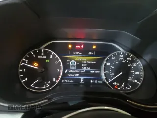 2017 Nissan Maxima SV z VIN 1N4AA6AP1HC420723, wystawiony jako Copart lot #58757085 z przebiegiem 84 714 mil mil oraz Czysty tytuł • Clean title. Historia ofert i sprzedaży dostępna na DreamBid. Obrazek 9.