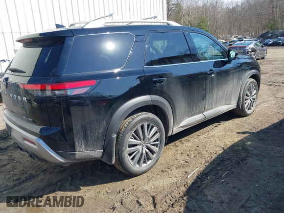2024 Nissan Pathfinder SL z VIN 5N1DR3CD5RC295501, wystawiony jako IAAI lot #41774354 z przebiegiem 1 740 mil mil oraz . Historia ofert i sprzedaży dostępna na DreamBid. Obrazek 4.