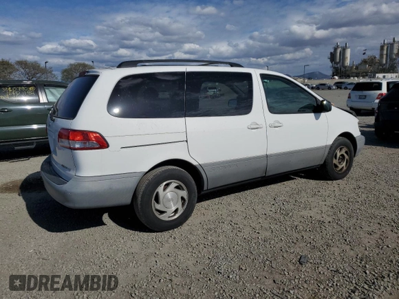 2003 Toyota Sienna LE with VIN 4T3ZF13C63U552667, listed as a Copart auction lot 53516655 with 199,846 mi miles and Salvage Title. Bid and sale history available at carsss.com. Image 3.
