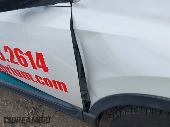 2019 Honda CR-V LX with VIN 2HKRW5H35KH419548, listed as a IAAI auction lot 41923516 with 127,746 mi miles and . Bid and sale history available at carsss.com. Image 17.