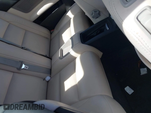 2013 Volvo C70 T5 with VIN YV1672MC0DJ139884, listed as a IAAI auction lot 41846044 with 89,838 mi miles. Bid and sale history available at carsss.com. Image 8.
