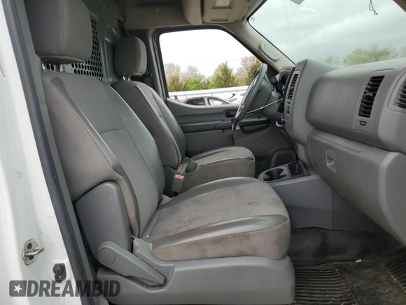 2021 Nissan NV Cargo SV z VIN 1N6BF0LY4MN805739, wystawiony jako Copart lot #51456534 z przebiegiem 121 928 mil mil oraz Szkoda całkowita • Salvage title. Historia ofert i sprzedaży dostępna na DreamBid. Obrazek 7.