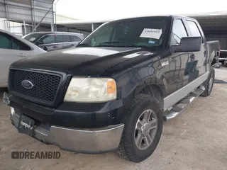 2005 Ford F-150 XLT with VIN 1FTRW12W35FB45809, listed as a IAAI auction lot 41611912 with 253,241 mi miles. Bid and sale history available at carsss.com. Image 17.
