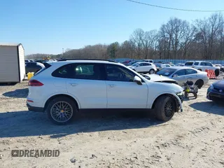 2017 Porsche Cayenne with VIN WP1AA2A24HKA86733, listed as a IAAI auction lot 41499407 with 94,004 mi miles. Bid and sale history available at carsss.com. Image 13.