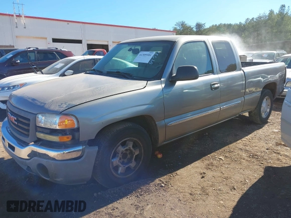 2006 GMC New Sierra 1500 SL with VIN 1GTEC19V96Z297128, listed as a IAAI auction lot 41309581 with 286,452 mi miles. Bid and sale history available at carsss.com. Image 2.