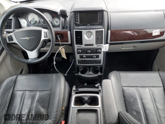 2009 Chrysler Town & Country Touring with VIN 2A8HR54X79R645544, listed as a Copart auction lot 44795395 with 132,044 mi miles and Salvage Title. Bid and sale history available at DreamBid. Image 8.