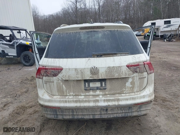 2021 Volkswagen Tiguan SE with VIN 3VV2B7AX4MM009456, listed as a IAAI auction lot 41876861 with 72,203 mi miles. Bid and sale history available at carsss.com. Image 16.