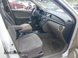2005 Mitsubishi Outlander XLS with VIN JA4LX41F95U031468, listed as a IAAI auction lot 42114377 with 172,413 mi miles. Bid and sale history available at carsss.com. Image 5.
