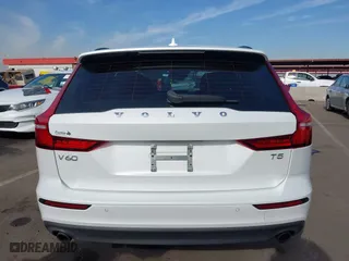 2020 Volvo V60 Momentum with VIN YV1102EK9L2362129, listed as a IAAI auction lot 41185258 with 30,178 mi miles. Bid and sale history available at carsss.com. Image 16.