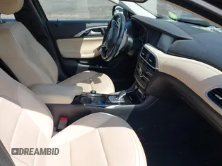 2018 Infiniti QX30 Premium z VIN SJKCH5CR0JA051889, wystawiony jako IAAI lot #42234392 z przebiegiem 104 095 mil mil oraz . Historia ofert i sprzedaży dostępna na DreamBid. Obrazek 5.