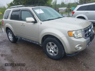 2011 Ford Escape Limited z VIN 1FMCU0E74BKB38554, wystawiony jako IAAI lot #42351284 z przebiegiem 39 686 mil mil oraz . Historia ofert i sprzedaży dostępna na DreamBid. Obrazek 1.