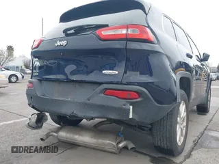 2015 Jeep Cherokee Latitude with VIN 1C4PJMCS2FW538575, listed as a IAAI auction lot 41799474 with 88,197 mi miles and . Bid and sale history available at DreamBid. Image 6.