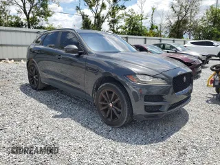 2017 Jaguar F-Pace 35t Prestige with VIN SADCK2BV2HA880544, listed as a Copart auction lot 64973175 with 131,884 mi miles and Clean title. Bid and sale history available at DreamBid. Image 4.