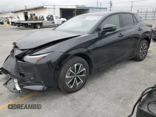 2024 Lexus RZ 450e Premium z VIN JTJAAAABXRA026441, wystawiony jako Copart lot #56064095 z przebiegiem 422 mil mil oraz Szkody całkowita. Historia ofert i sprzedaży dostępna na DreamBid. Obrazek 1.