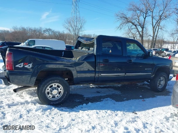 2003 Chevrolet Silverado 2500HD LS with VIN 1GCHK23U93F131856, listed as a IAAI auction lot 41235689 with 101,907 mi miles. Bid and sale history available at carsss.com. Image 13.