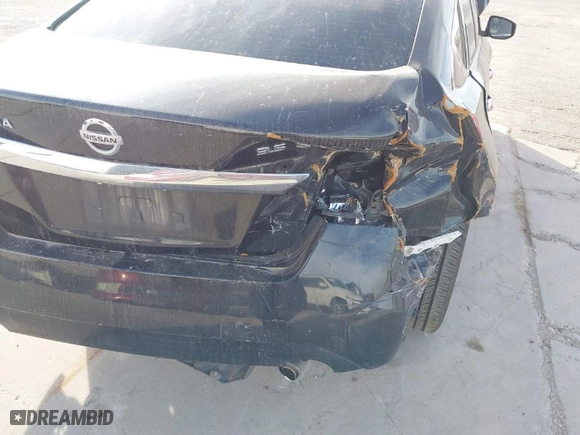 2014 Nissan Altima 3.5 SL with VIN 1N4BL3AP3EC146059, listed as a IAAI auction lot 41583329 with 41,702 mi miles. Bid and sale history available at carsss.com. Image 6.