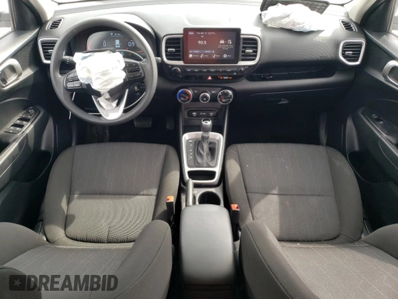 2024 Hyundai Venue SE with VIN KMHRB8A31RU287052, listed as a Copart auction lot 48958345 with 20,158 mi miles and Salvage Title. Bid and sale history available at DreamBid. Image 8.