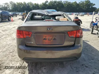 2013 Kia Forte EX with VIN KNAFU4A25D5696950, listed as a Copart auction lot 76094974 with 90,735 mi miles and Salvage Title. Bid and sale history available at carsss.com. Image 6.