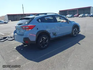 2022 Subaru Crosstrek Limited with VIN JF2GTHMC9N8217002, listed as a IAAI auction lot 41560756 with 37,111 mi miles. Bid and sale history available at carsss.com. Image 4.