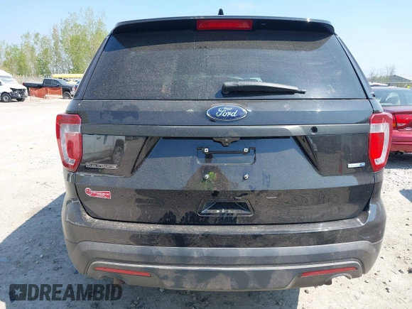 2017 Ford Police Interceptor Utility with VIN 1FM5K8AR2HGC56862, listed as a IAAI auction lot 42274409 with 92,662 mi miles and . Bid and sale history available at DreamBid. Image 16.