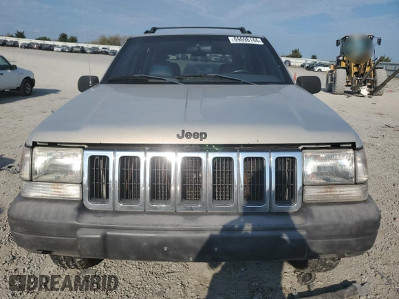 1998 Jeep Grand Cherokee Laredo with VIN 1J4GZ58S8WC301754, listed as a Copart auction lot 69698144 with 205,739 mi miles and Non Repairable. Bid and sale history available at carsss.com. Image 5.