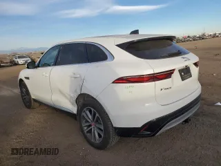 2022 Jaguar F-Pace with VIN SADCK2EX2NA692924, listed as a Copart auction lot 84431864 with 31,520 mi miles and Salvage title. Bid and sale history available at DreamBid. Image 2.