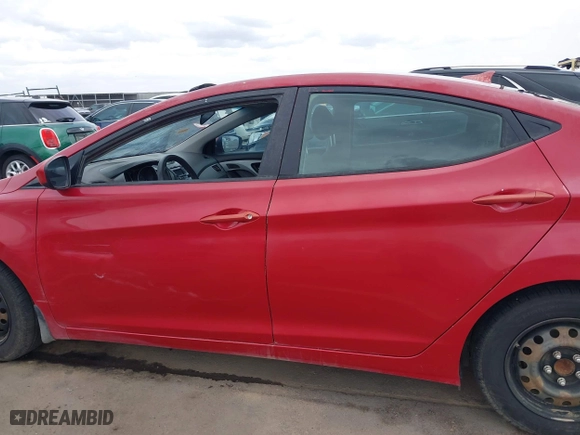 2016 Hyundai Elantra SE with VIN KMHDH4AE1GU523473, listed as a IAAI auction lot 41763590 with 195,597 mi miles. Bid and sale history available at carsss.com. Image 14.