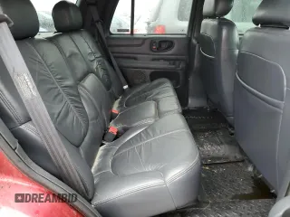 2000 GMC Jimmy SLE Convenience with VIN 1GKDT13W0Y2273829, listed as a Copart auction lot 84811284 with 129,635 mi miles and Salvage Title. Bid and sale history available at carsss.com. Image 11.