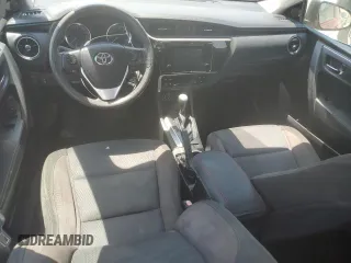 2019 Toyota Corolla L z VIN 5YFBURHE5KP940644, wystawiony jako Copart lot #57769335 z przebiegiem 117 700 mil mil oraz Czysty tytuł • Clean title. Historia ofert i sprzedaży dostępna na DreamBid. Obrazek 8.