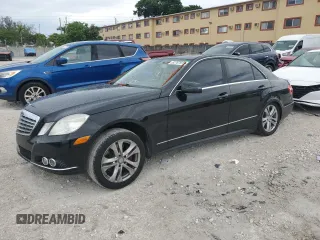 2010 Mercedes-Benz E 350 Luxury z VIN WDDHF5GB9AA056669, wystawiony jako Copart lot #62767915 z przebiegiem 78 465 mil mil oraz Szkoda całkowita • Salvage title. Historia ofert i sprzedaży dostępna na DreamBid. Obrazek 1.