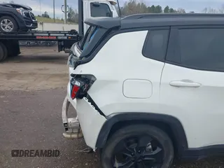 2020 Jeep Compass Latitude with VIN 3C4NJCBB9LT118042, listed as a IAAI auction lot 41811634 with 62,717 mi miles and . Bid and sale history available at carsss.com. Image 17.