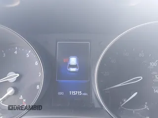 2018 Toyota C-HR XLE z VIN NMTKHMBX2JR057798, wystawiony jako IAAI lot #42327724 z przebiegiem 115 715 mil mil oraz . Historia ofert i sprzedaży dostępna na DreamBid. Obrazek 14.