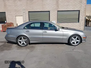2009 Mercedes-Benz E 350 Luxury with VIN WDBUF56X19B407911, listed as a IAAI auction lot 41328511 with 25,015 mi miles and . Bid and sale history available at carsss.com. Image 13.