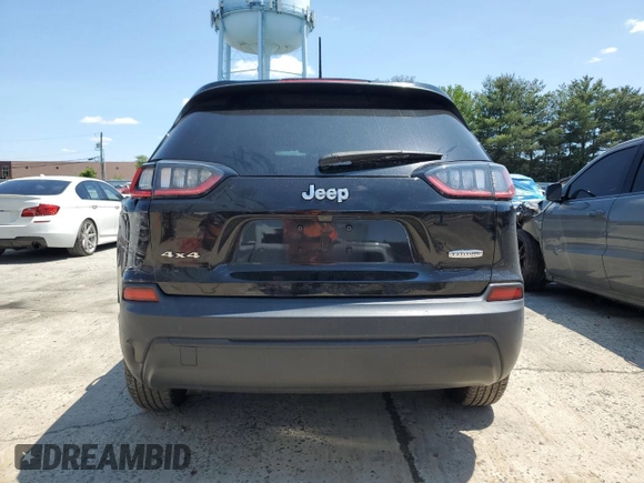 2019 Jeep Cherokee Latitude Plus with VIN 1C4PJMLBXKD233718, listed as a Copart auction lot 58933435 with 56,413 mi miles and Salvage title. Bid and sale history available at DreamBid. Image 6.