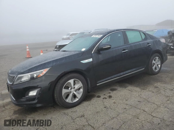 2015 Kia Optima z VIN KNAGM4AD5F5086779, wystawiony jako Copart lot #83497344 z przebiegiem 92 621 mil mil oraz Nie do naprawy • Non repairable. Historia ofert i sprzedaży dostępna na DreamBid. Obrazek 1.