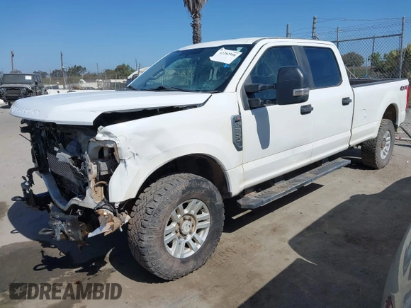 2018 Ford F-250 XL with VIN 1FT7W2B60JEB51984, listed as a IAAI auction lot 42282958 with 76,521 mi miles and . Bid and sale history available at DreamBid. Image 17.