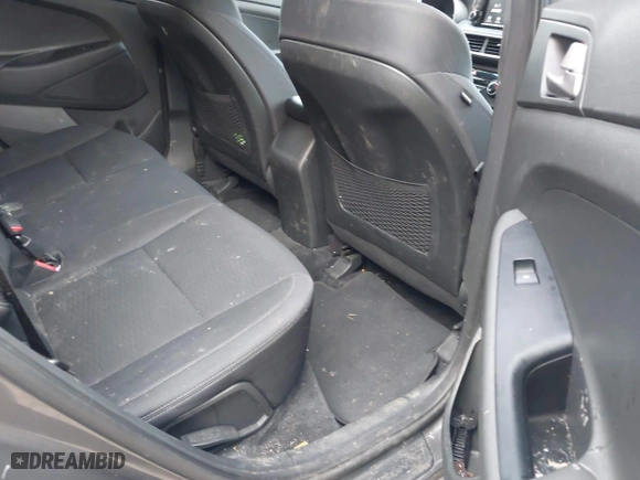 2020 Hyundai Tucson Value with VIN KM8J3CA49LU090868, listed as a IAAI auction lot 41461550 with 34,737 mi miles. Bid and sale history available at carsss.com. Image 8.