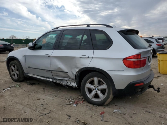 2007 BMW X5 3.0si with VIN 4USFE43507LY79240, listed as a Copart auction lot 76997304 with 142,895 mi miles and Salvage Title. Bid and sale history available at carsss.com. Image 2.