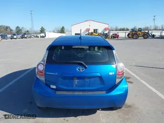 2013 Toyota Prius c One with VIN JTDKDTB32D1055135, listed as a IAAI auction lot 41889844 with 98,220 mi miles. Bid and sale history available at carsss.com. Image 17.
